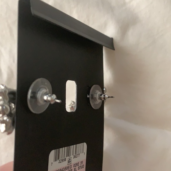 Crystal color wedding earrings - Picture 3 of 4